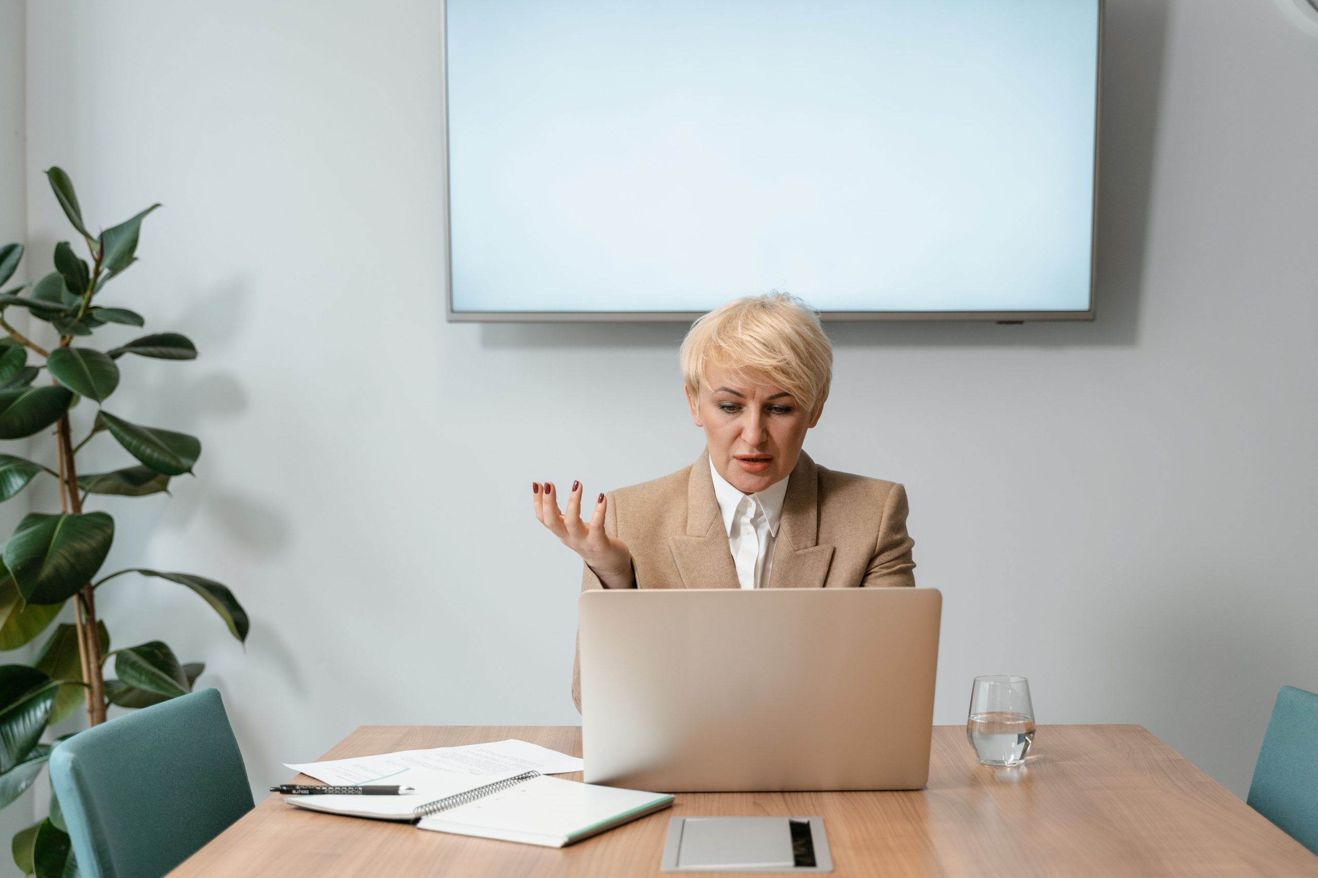 Anyone else drowning in fake candidates for US remote roles this year?